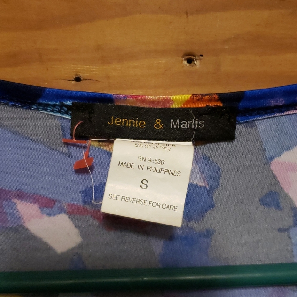 Blouse - Picture 2 of 3